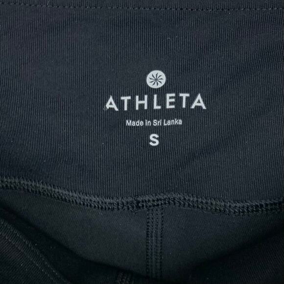 Athleta Criss Cross Chaturanga Capri Leggings Black Nylon Stretch Size Small - Picture 4 of 11